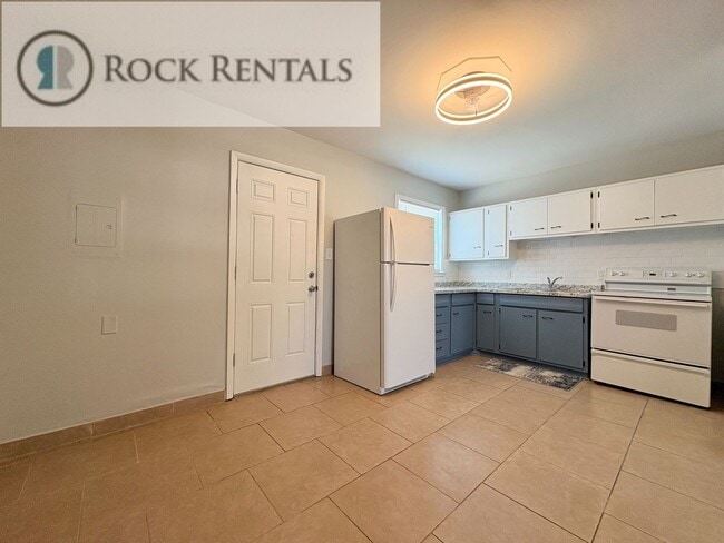 Photo - 1506 E 9th Ave