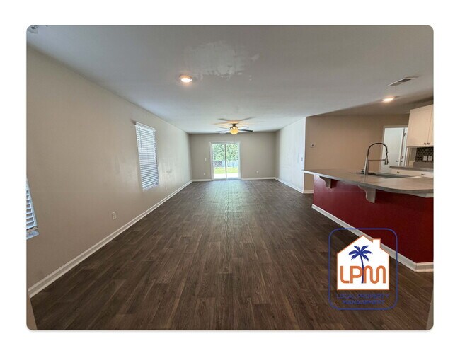 Photo - Beautiful and spacious 5-Bedroom Home in Convenient Okatie Location