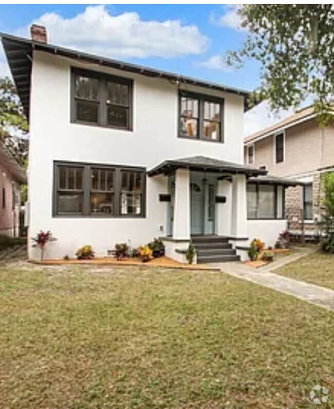 Building Photo - 1933 Silver St Rental
