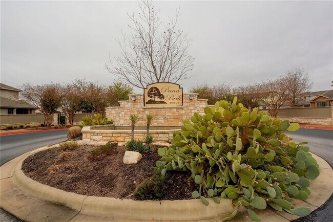 Building Photo - 12500 Piper Ct Unit 445
