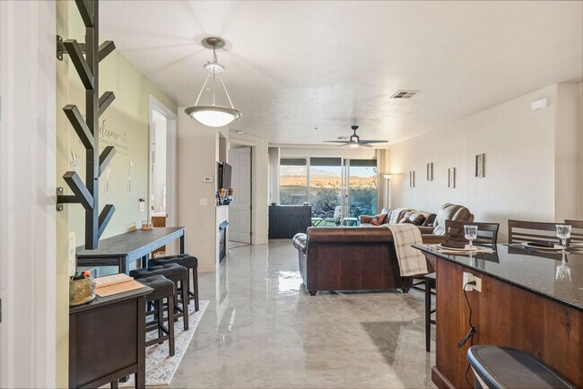 225 N Country Ln Unit SI ID1389634P
