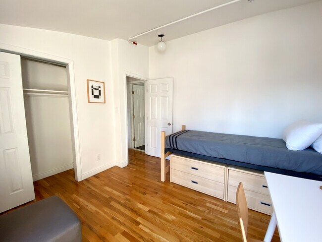 Photo - FOUND Study Upper East Side - Student Housing