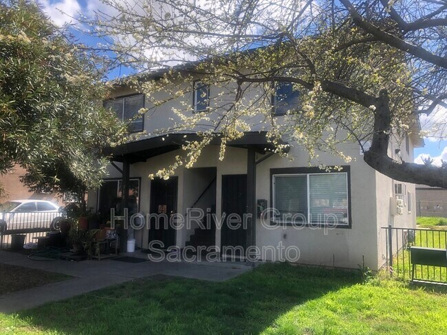 Photo - 310 Fairbanks Ave Unit Apt 3