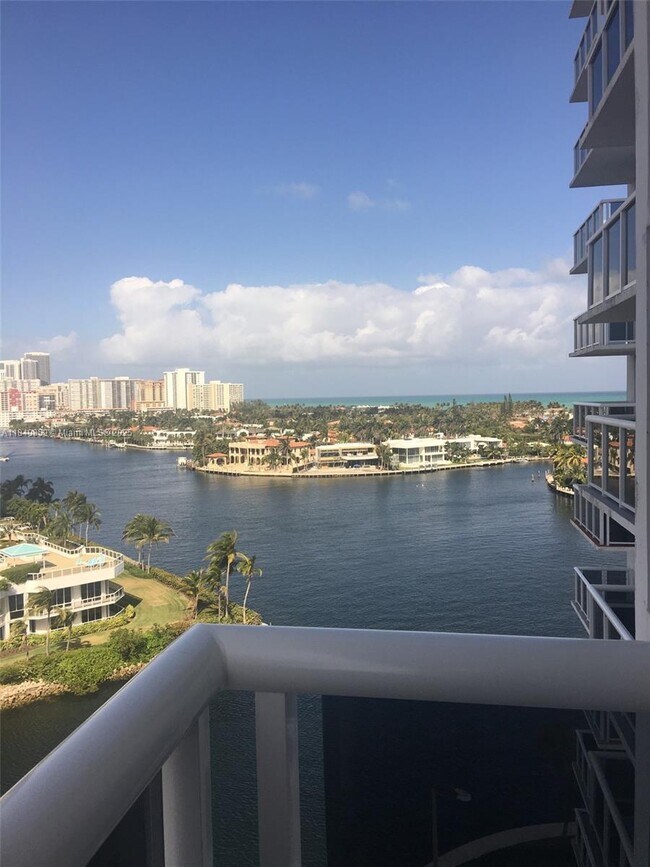 Photo - 20515 E Country Club Dr Condo Unit 1141