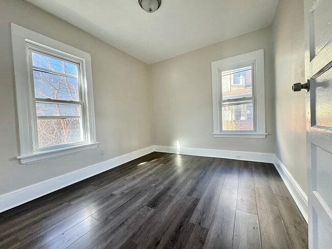 Photo - 75 Sanford Ave Unit 1