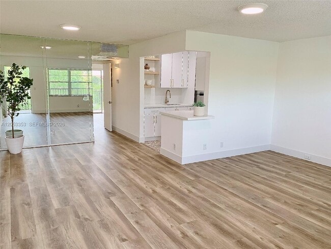 Photo - 101 SW 132nd Way Unit 413J
