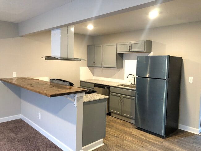 Photo - Beverly Place