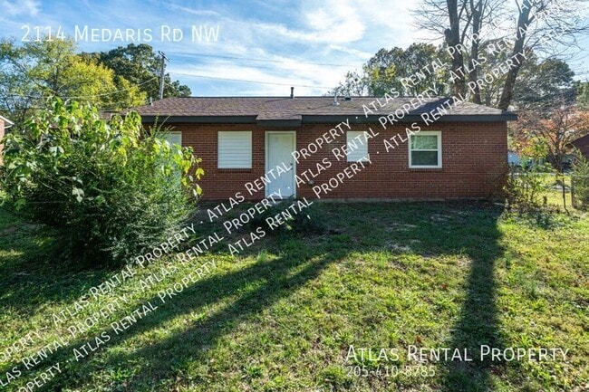 Photo - 2114 Medaris Rd NW