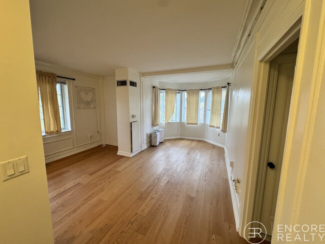 Photo - 20 Chapel St Unit B705