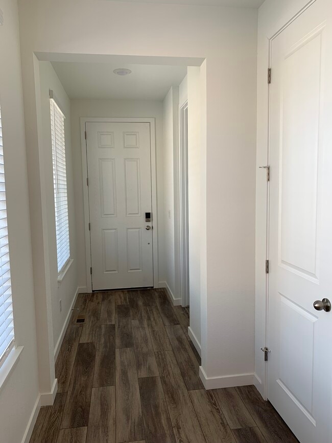 Photo - 8993 Redfield Ln