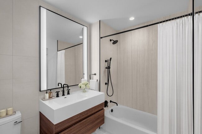 Photo - 111 Varick St Unit 8E