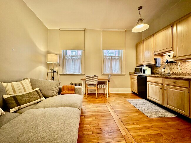 Photo - 68 Phillips St Unit 1