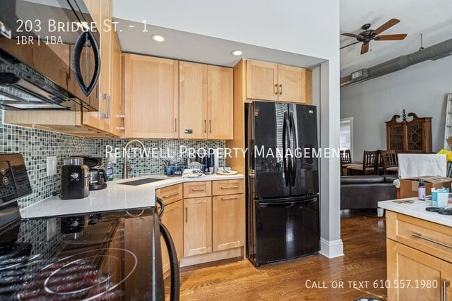 Photo - 203 Bridge St Unit 1