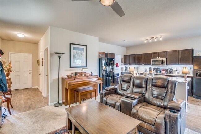 Photo - 6316 Diamondleaf Bend