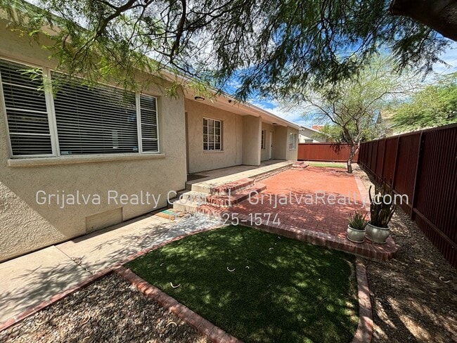 Photo - 528 N 2nd Ave Unidad 1