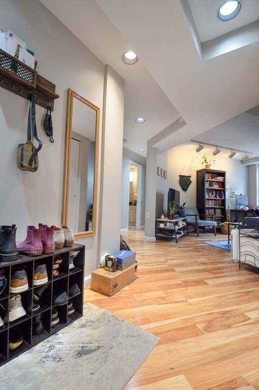 Photo - 22 Sutherland Rd Unit #2