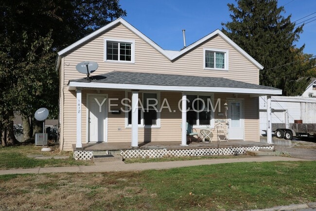 Building Photo - 1418-1418 Smith St Unit 1418