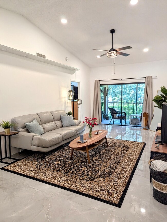 Photo - 3130 Millwood Terrace Unit 2160