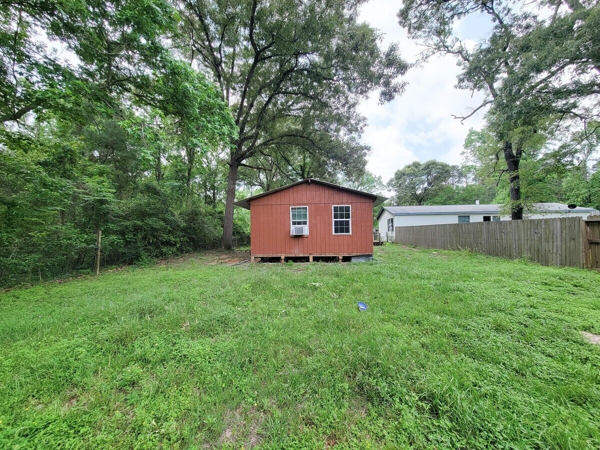 Photo - 20272 Forest Woods Ln