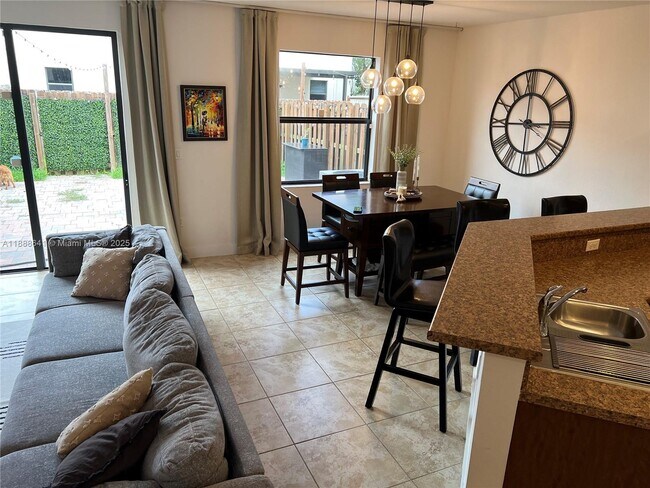 Photo - 17543 SW 153rd Path