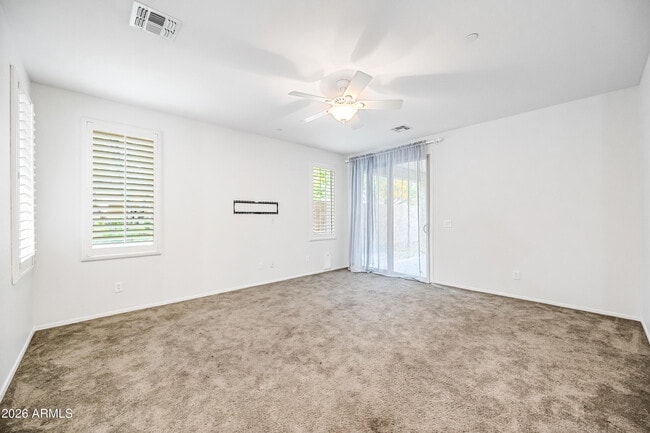 Photo - 2554 E Vermont Dr