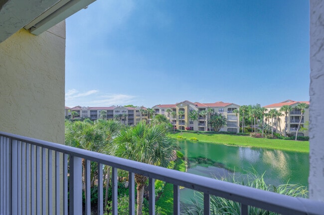 Photo - 800 Uno Lago Dr Unit 404