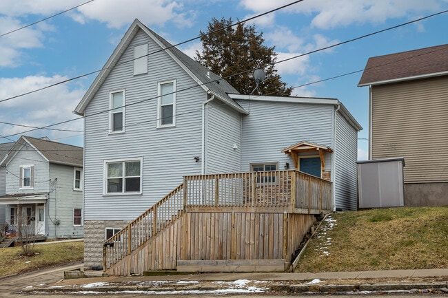 Photo - 778 W 8th St House