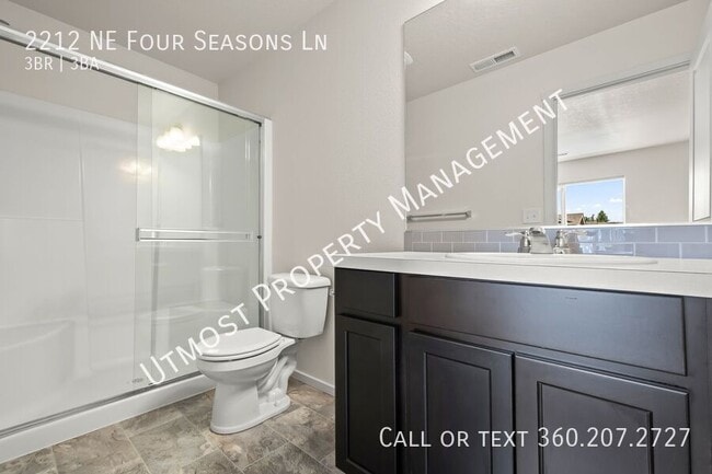 Photo - 2212 NE 4 Seasons Ln