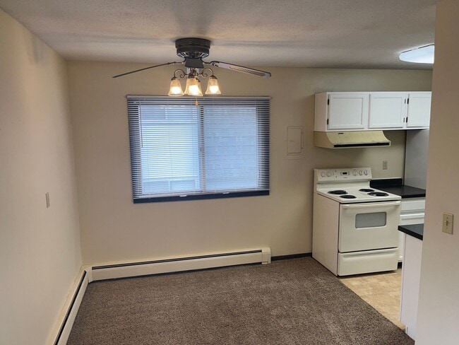 Photo - 2010 Greysolon Rd Unidad Upper