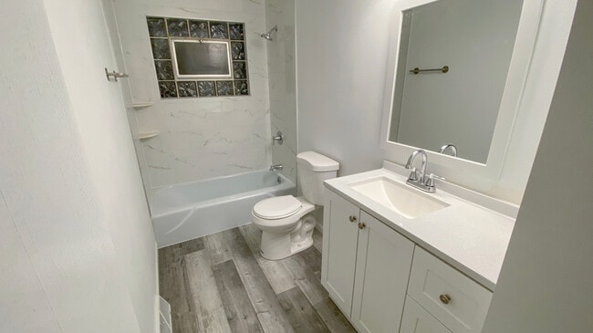 Photo - 8420 W Keefe Ave