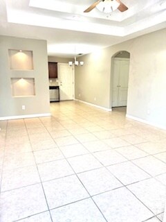 ¡LINDO, LIMPIO Y CÓMODO! - 3607 Sheraton Ave Unidad C