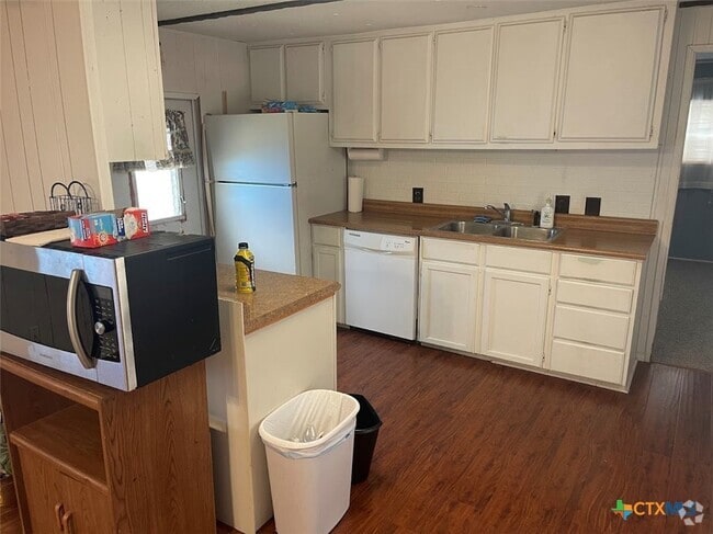 Building Photo - 1026 Rambling Dr Rental