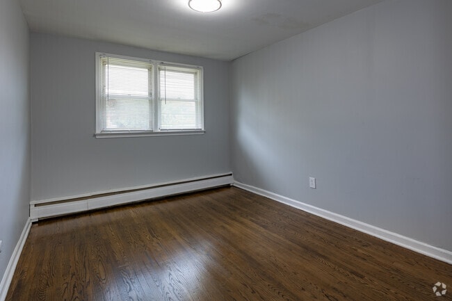 2BR, 1BA - 900SF Second Bedroom