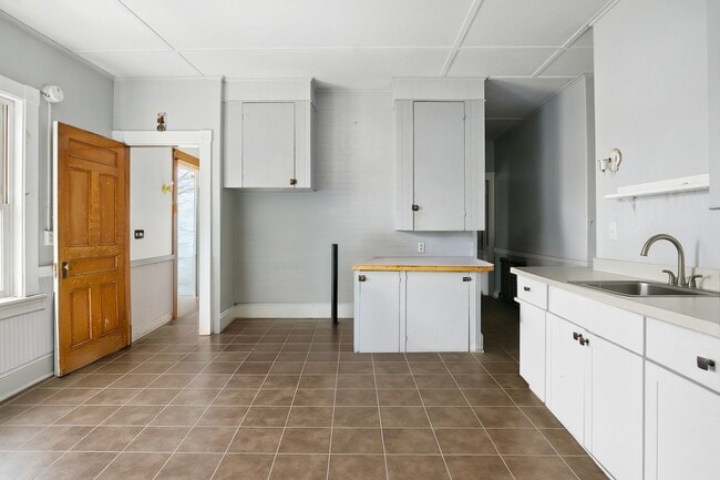 Photo - 310 Turner St Unit 2