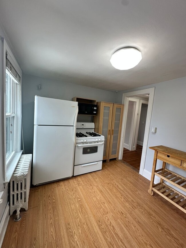 Photo - 1621 Harrison Ave Unit Apt 3