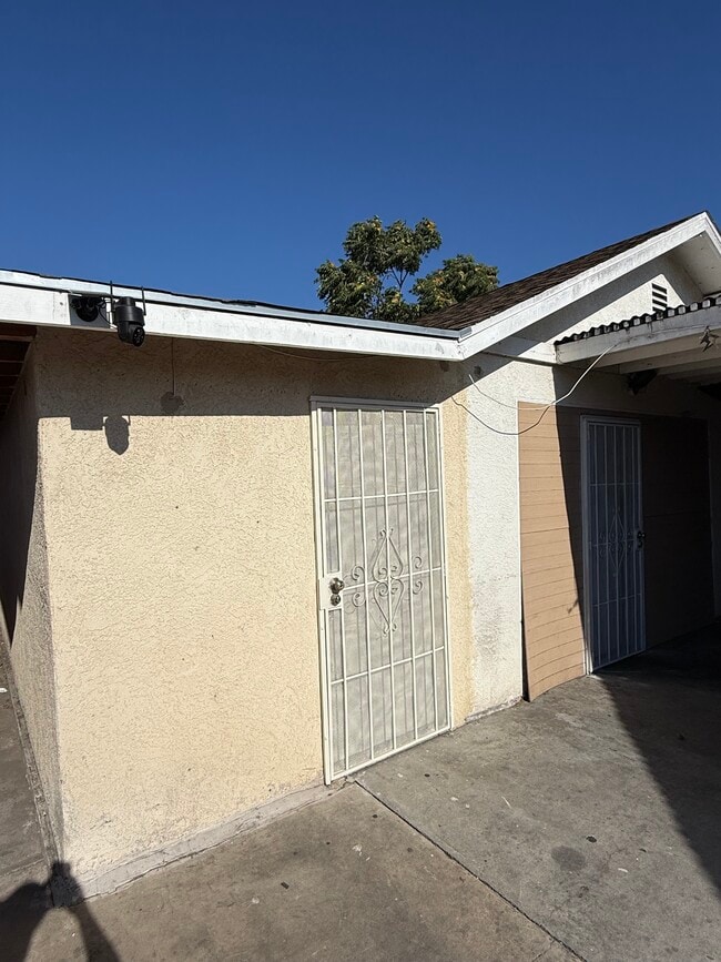 Photo - 9622 Evers Ave