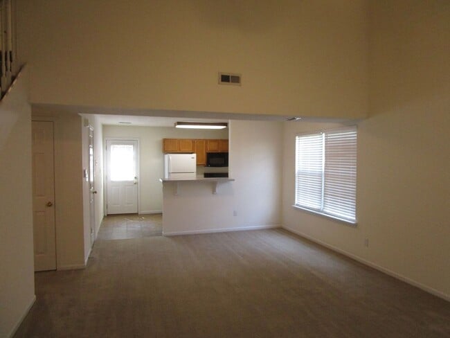 Photo - 5013-5015 Betty Jean Way Unidad 5013 Betty Jean Way