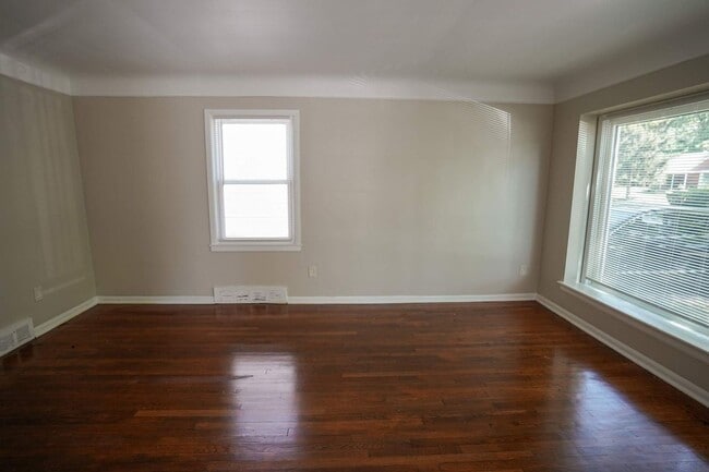 Photo - Fully Renovated 3-Bedroom Home – Move-In R...