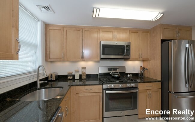 Photo - 140 Thornton Rd Unit #2DLX
