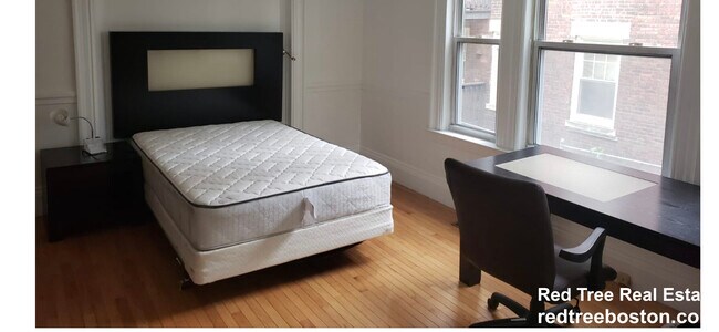 Photo - 12 Verndale St Unit 1