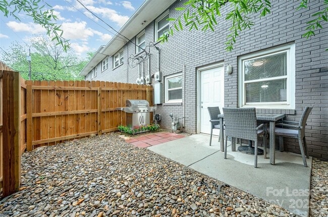 Building Photo - 1520 Seigle Ave Unit 3 Rental