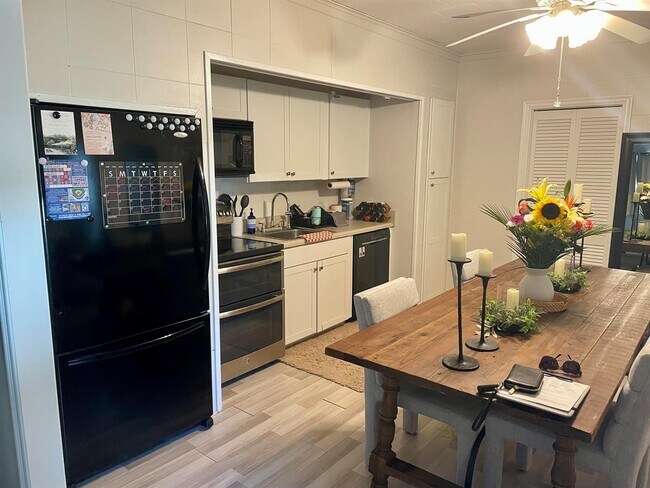 Photo - 2023 S Suzanne Cir