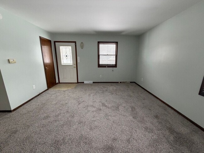 Photo - Large multi level duplex!