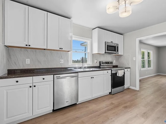 Photo - 5624 NW Oakwood Rd