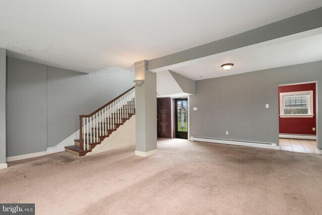 Photo - 1735 New London Rd House