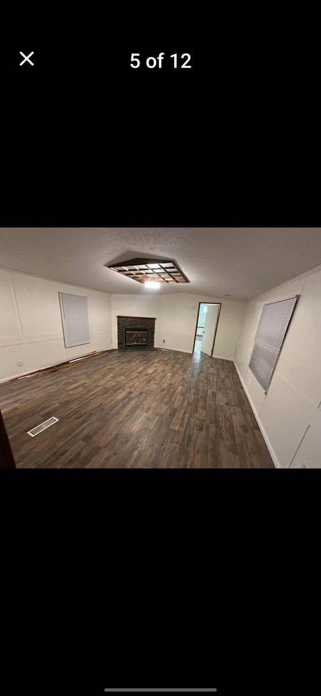 Building Photo - 183 Honaker Dr