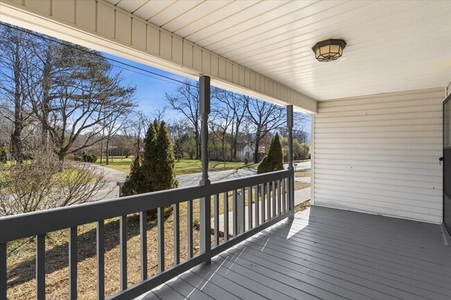 Photo - 3140 Maysville Rd NE