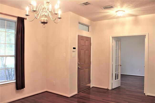 Photo - 71 N Brooksedge Cir