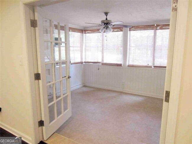 Photo - 11 Cantey Pl NW