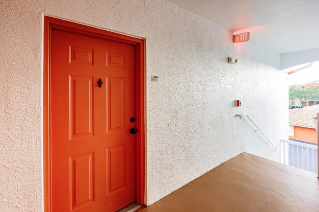 Photo - 6321 Aragon Way Unit 306